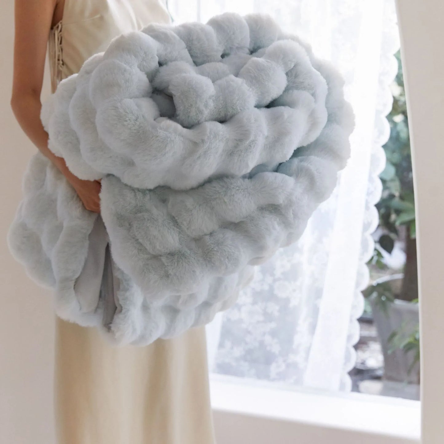 Soft Polyester Comfort Blanket