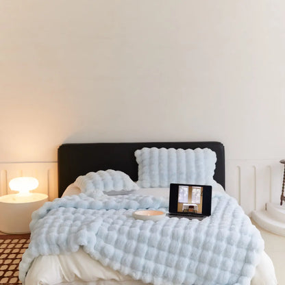 Soft Polyester Comfort Blanket